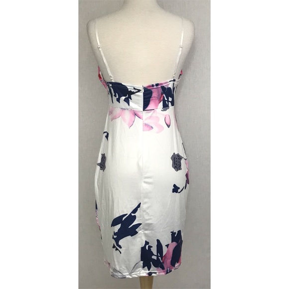 Floral Dress - Picture 3 of 4